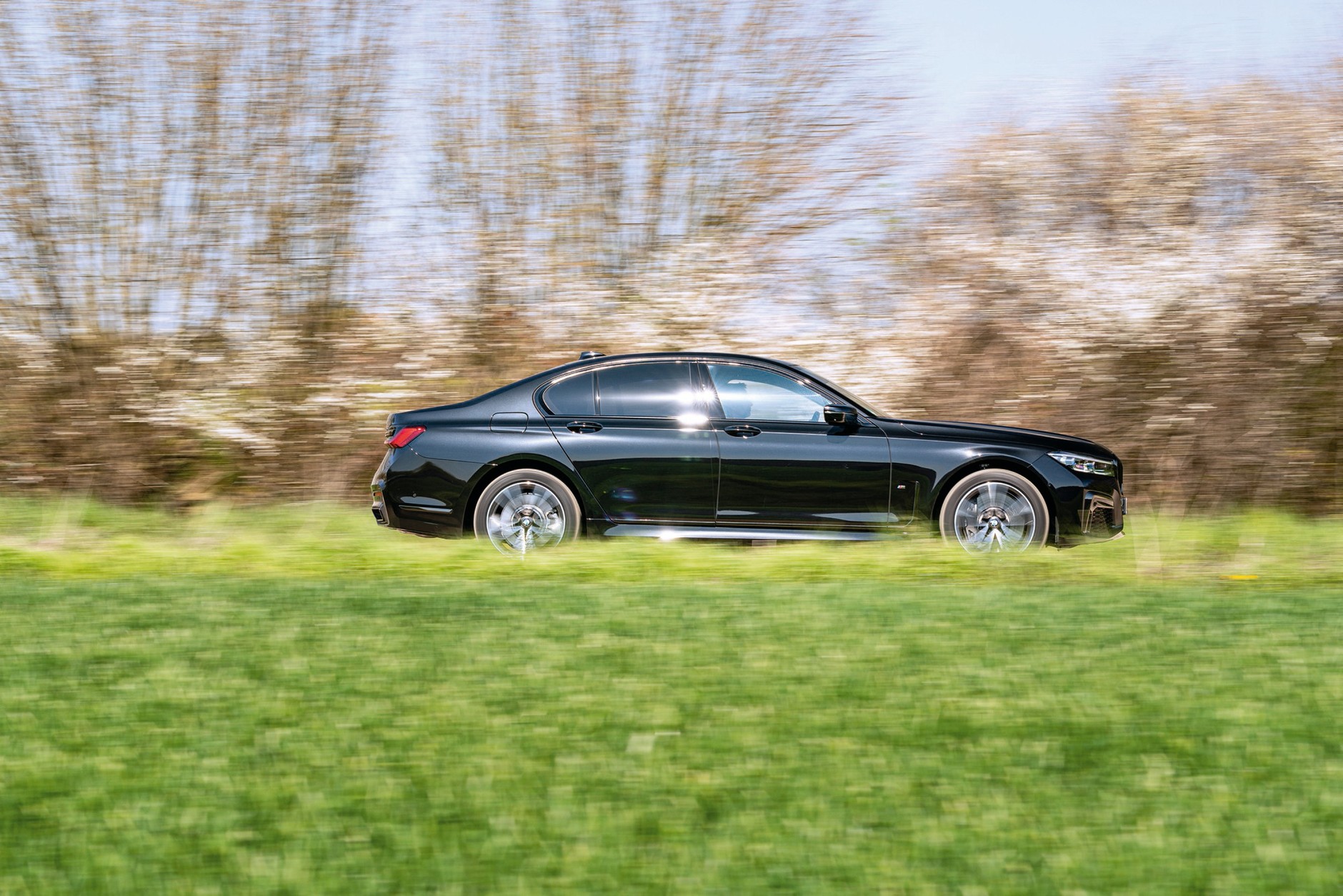 Mercedes S 500 BMW 750i 2021