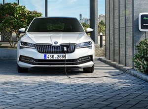 Mówisz hybryda, pomyśl... ŠKODA!