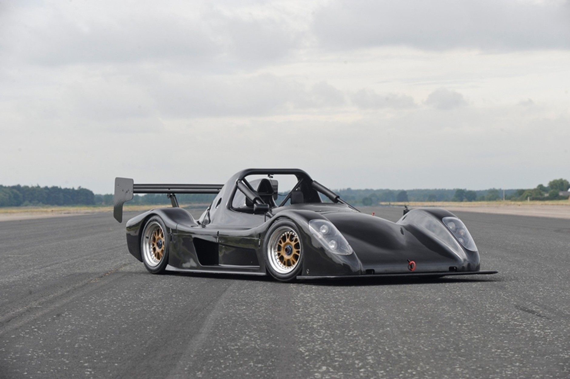 Za 75 funtów możesz jeździć wszystkimi tymi autami