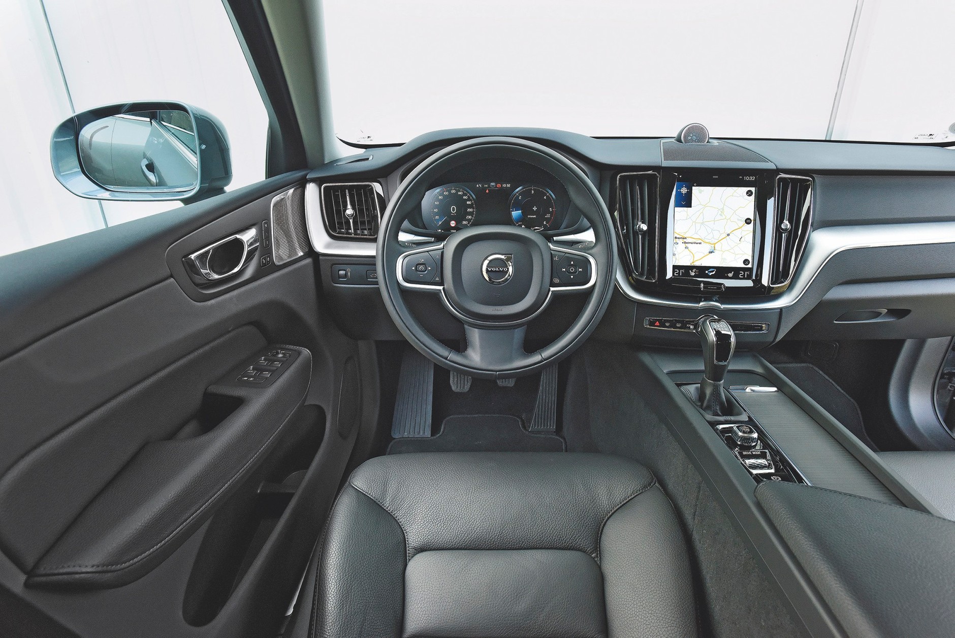 Alfa Romeo Stelvio vs. Audi Q5, BMW X3, Mercedes GLC i Volvo XC60 - 5 wszechstronnych diesli