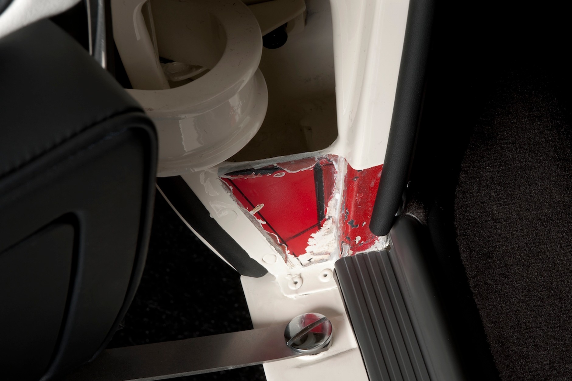 Odrestaurowane BMW 507 Elvisa Presleya