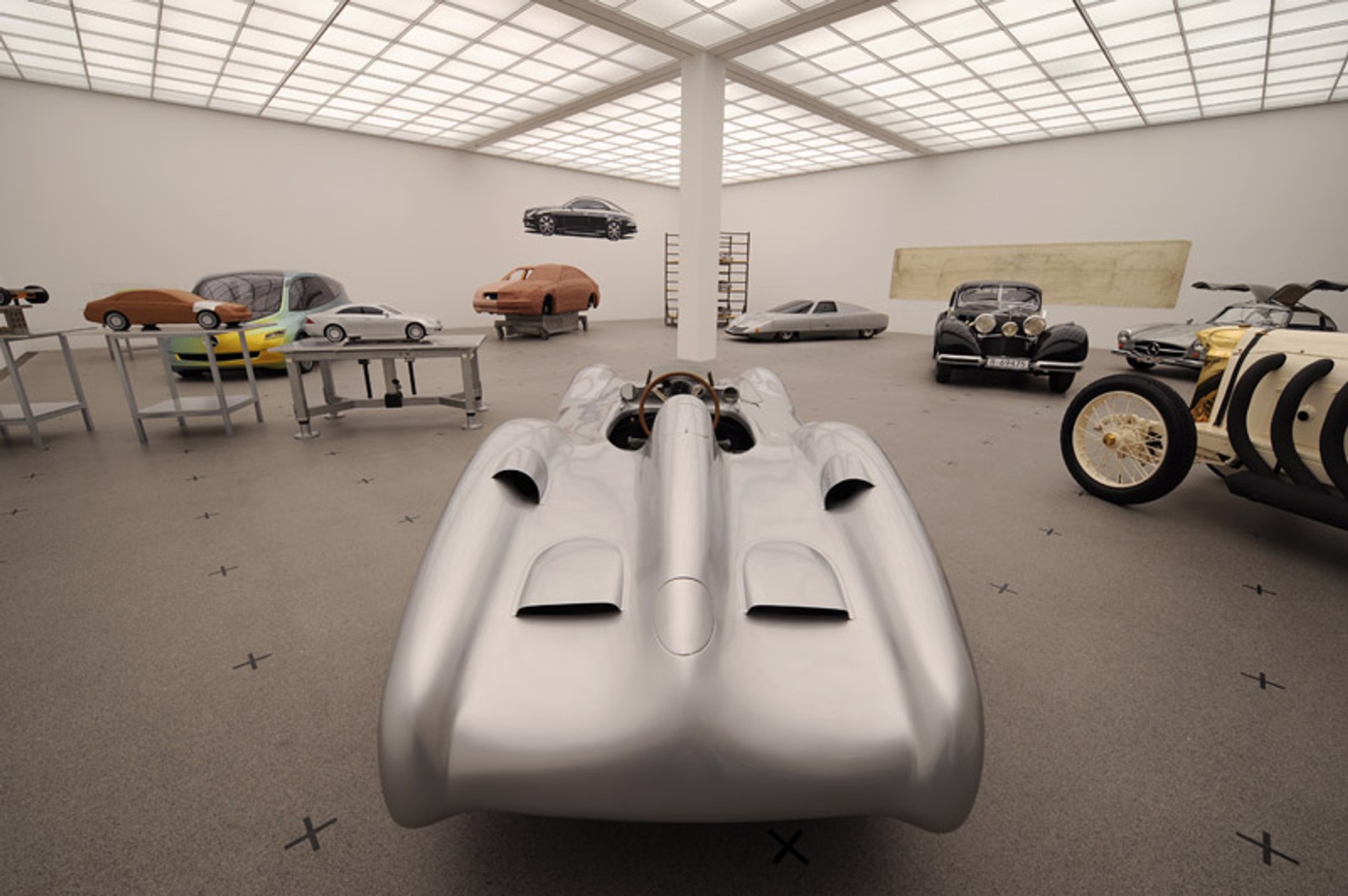 Kamienie milowe designu – wystawa Mercedesa w Monachium