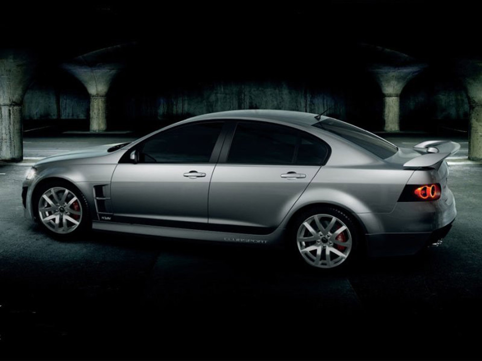 Holden HSV GTS – 418 kangurów mechanicznych