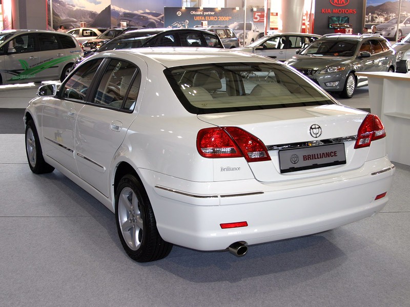 Paryż 2008:  Brilliance BS4 za 15 990 Euro