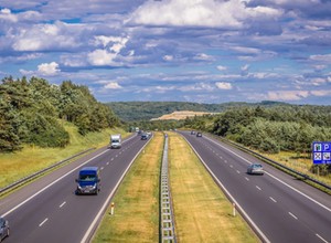 Polscy kierowcy zapłacą za autostrady. "Ten model jest nie do utrzymania"
