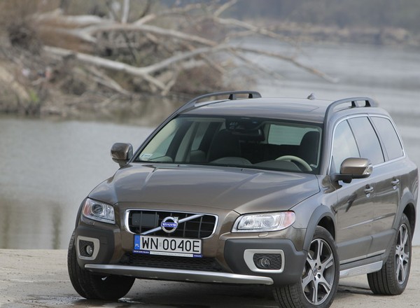 Volvo XC70: bliski krewny SUV-a