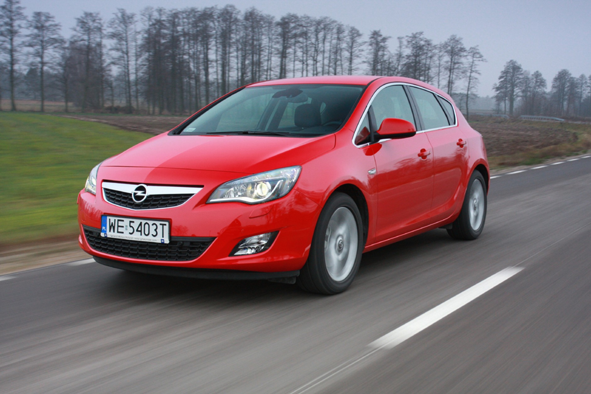 Opel Astra - Sklonowali Opla Insignię?