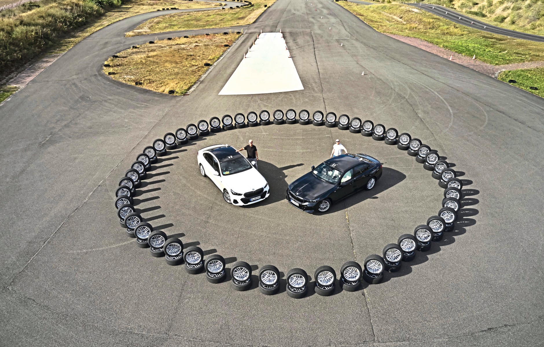 Zaczynamy od 50 modeli opon, ale do finału trafia tylko 20 najlepszych. 