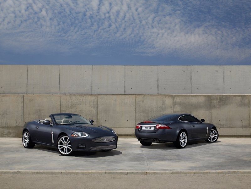Nowy Jaguar XKR: wściekły kotek