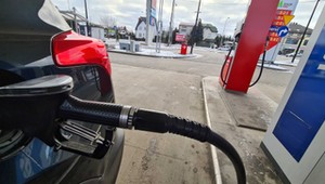 Paliwo wreszcie tańsze. Nawet 5,14 zł za litr benzyny