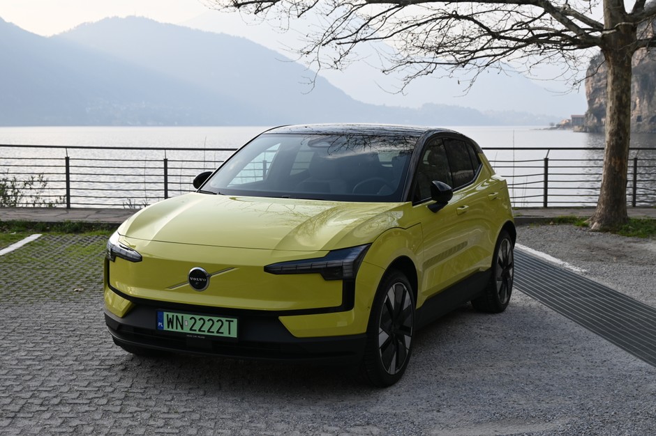 Volvo EX30