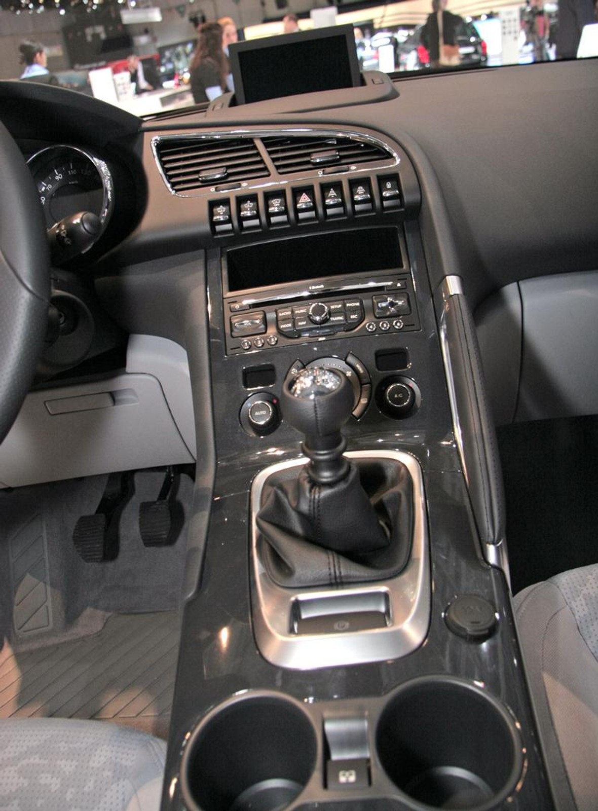 Genewa 2009: Peugeot 3008 – pierwsze wrażenia (fotogaleria)