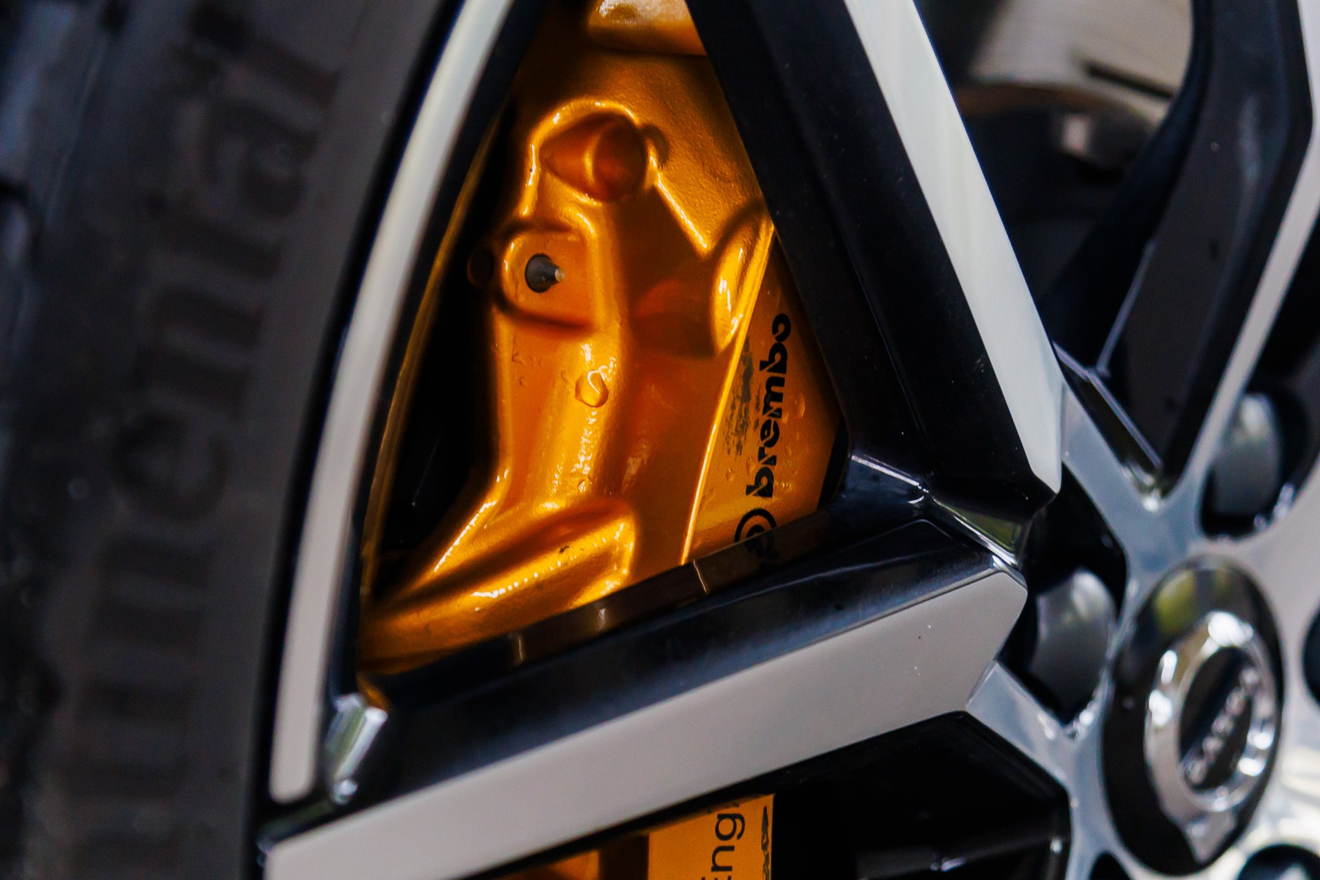 Volvo S60 Polestar Engineered