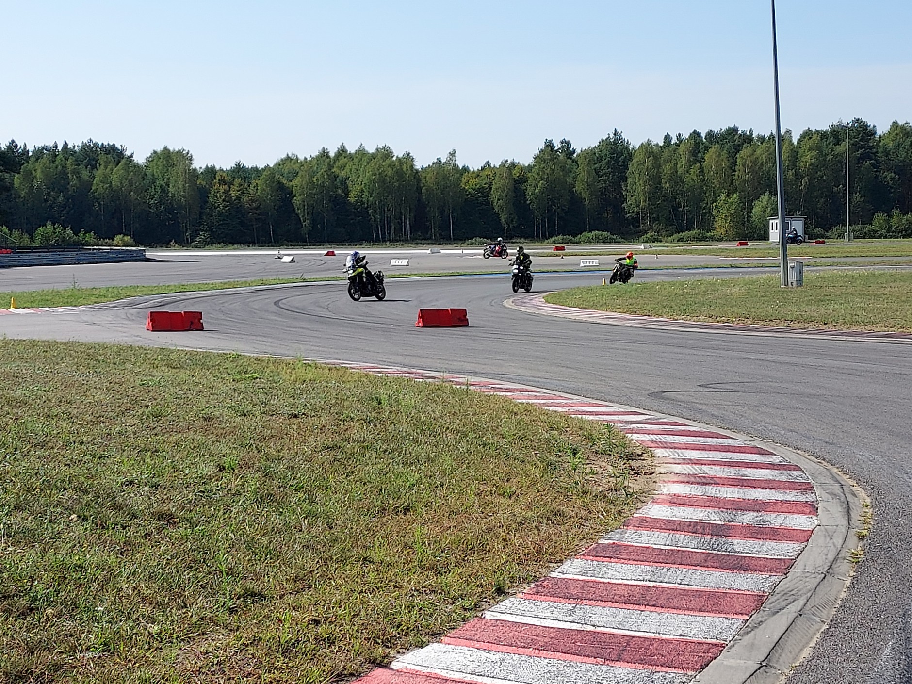 Suzuki Moto Szkoła tor Jastrząb 2022