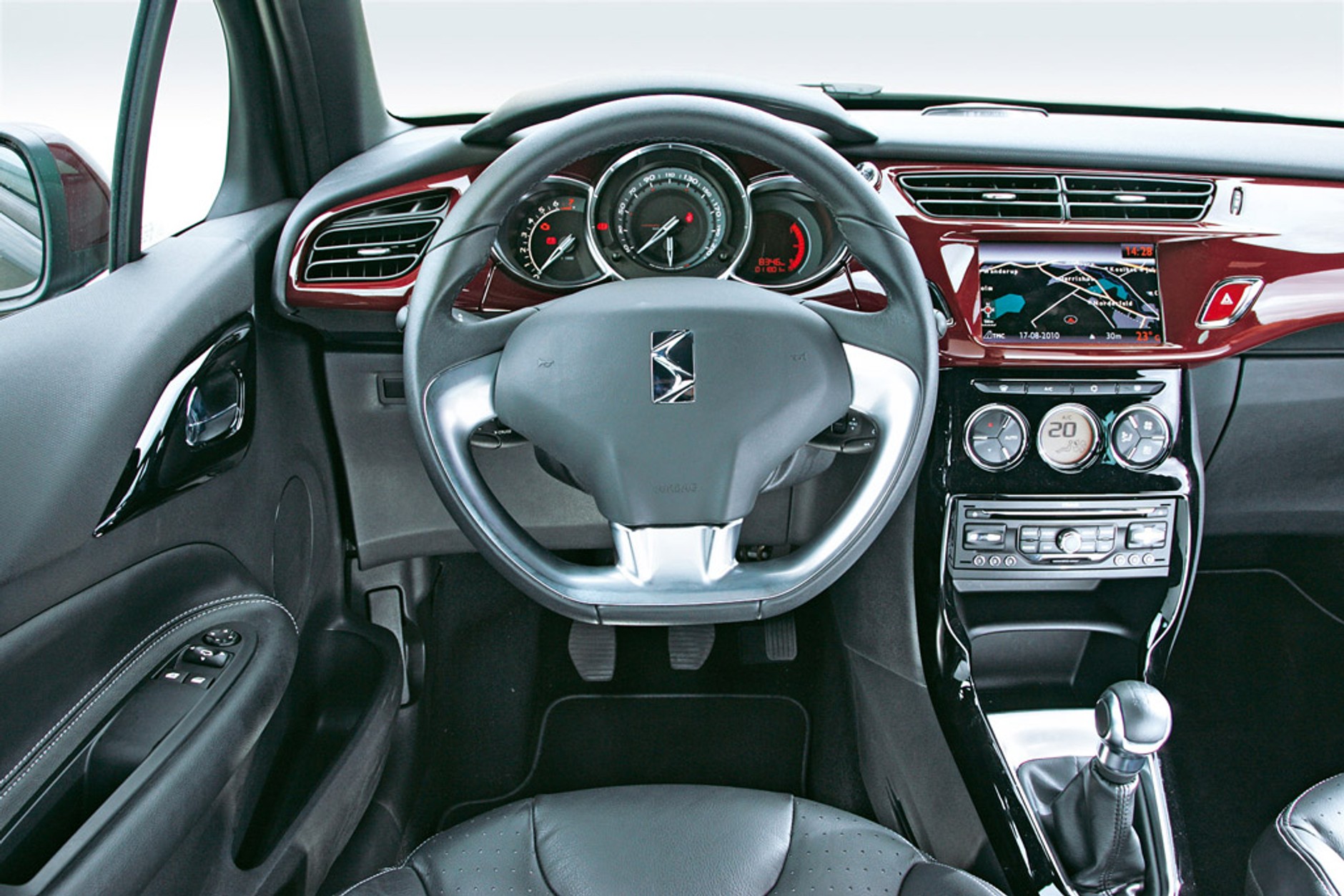 Typ dla córeczki: Audi A1 kontra Citroen DS3 i Abarth 500