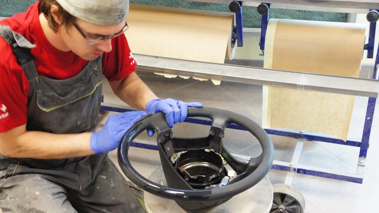 Renowacja kierownicy krok po kroku