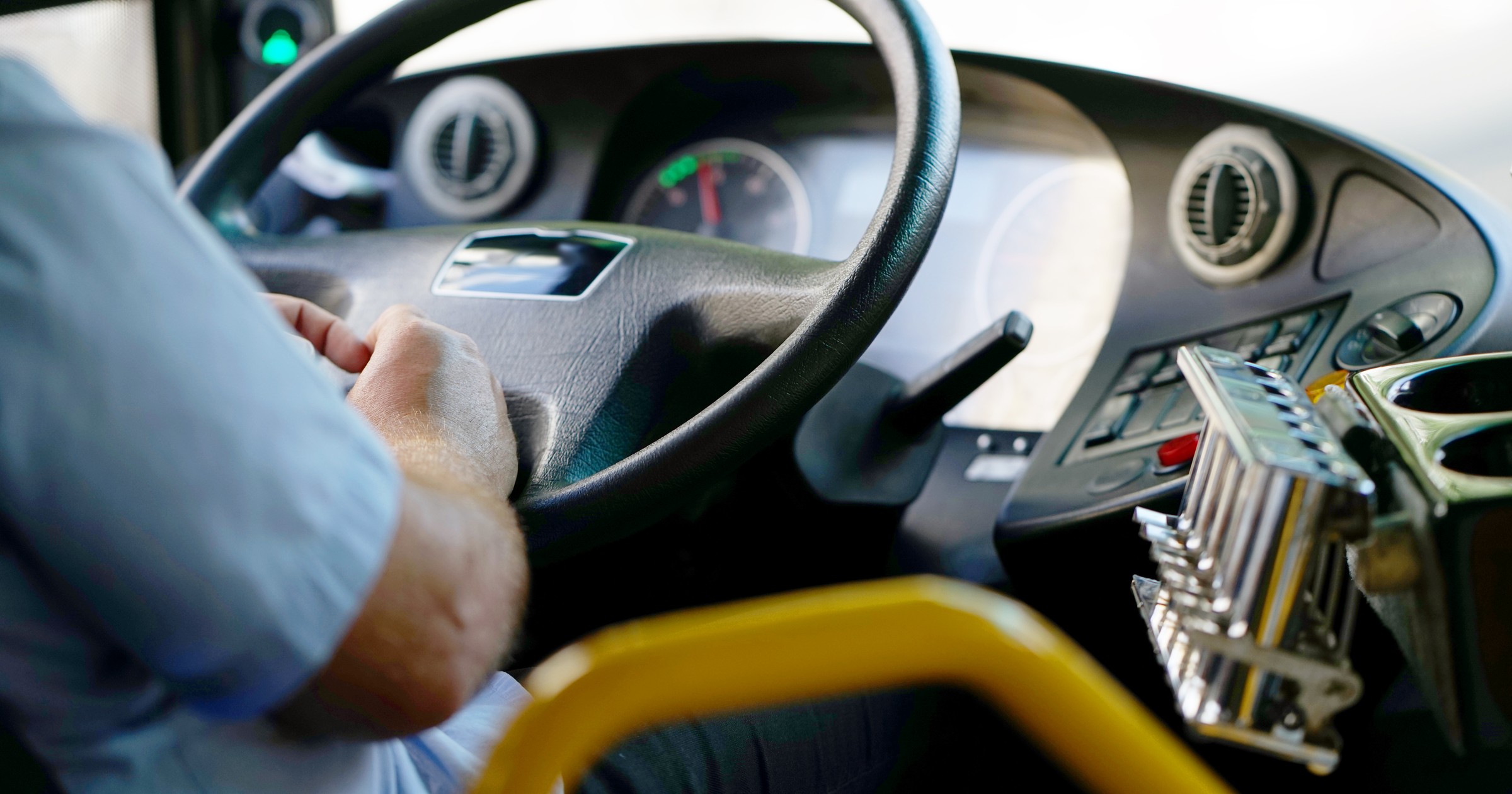 Kierowca autobusu - zdjęcie ilustracyjne