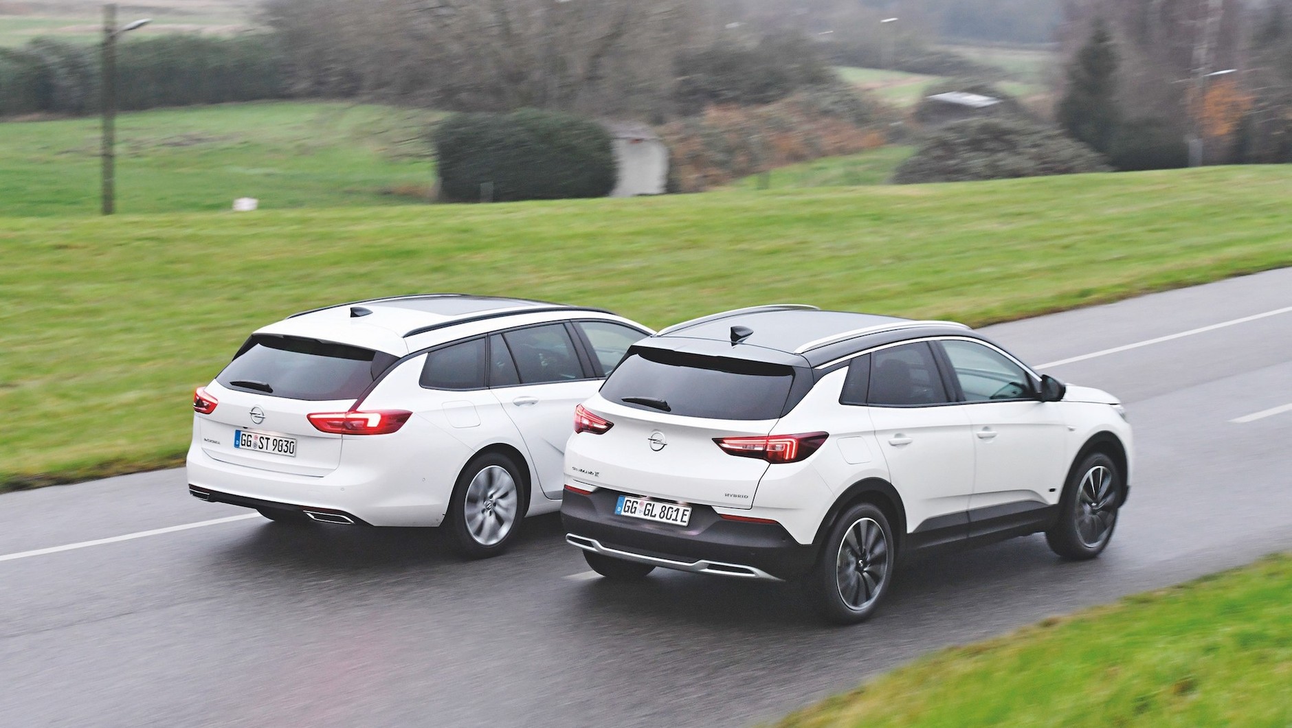 Opel Insignia Sports Tourer kontra Opel Grandland X