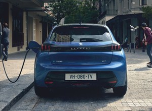 Peugeot e-208 w Polsce - Francuzi mieszczą się w limicie