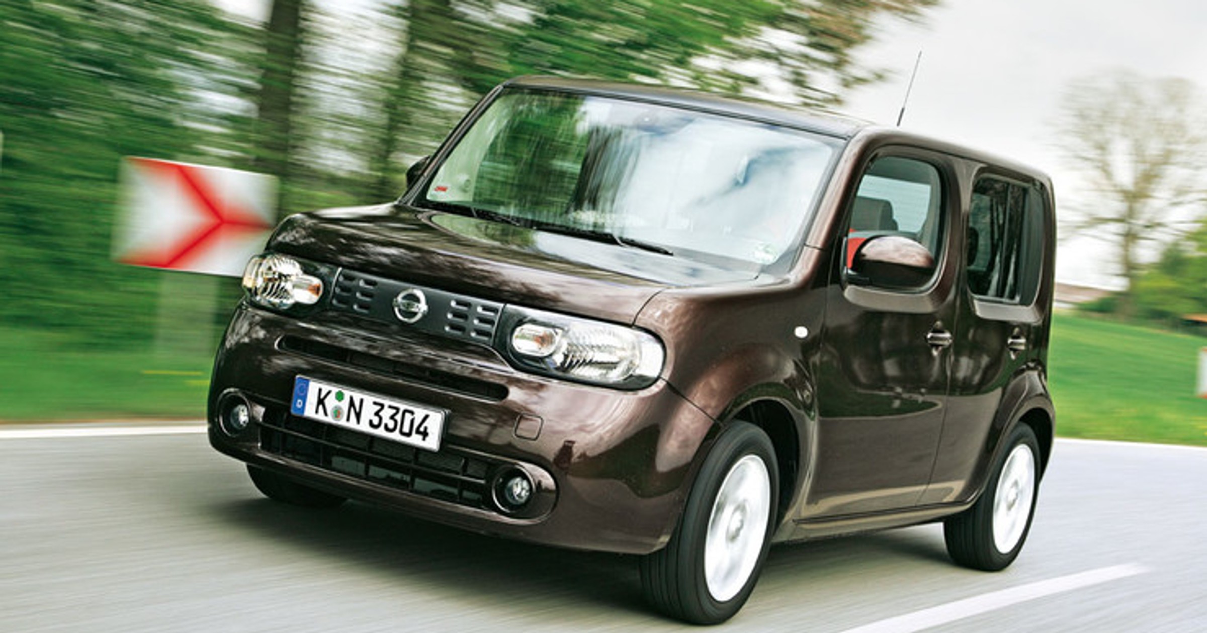 nissan cube