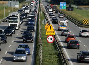 Plan rozbudowy autostrady A4 wstrzymany. Wicewojewoda chce interwencji NIK