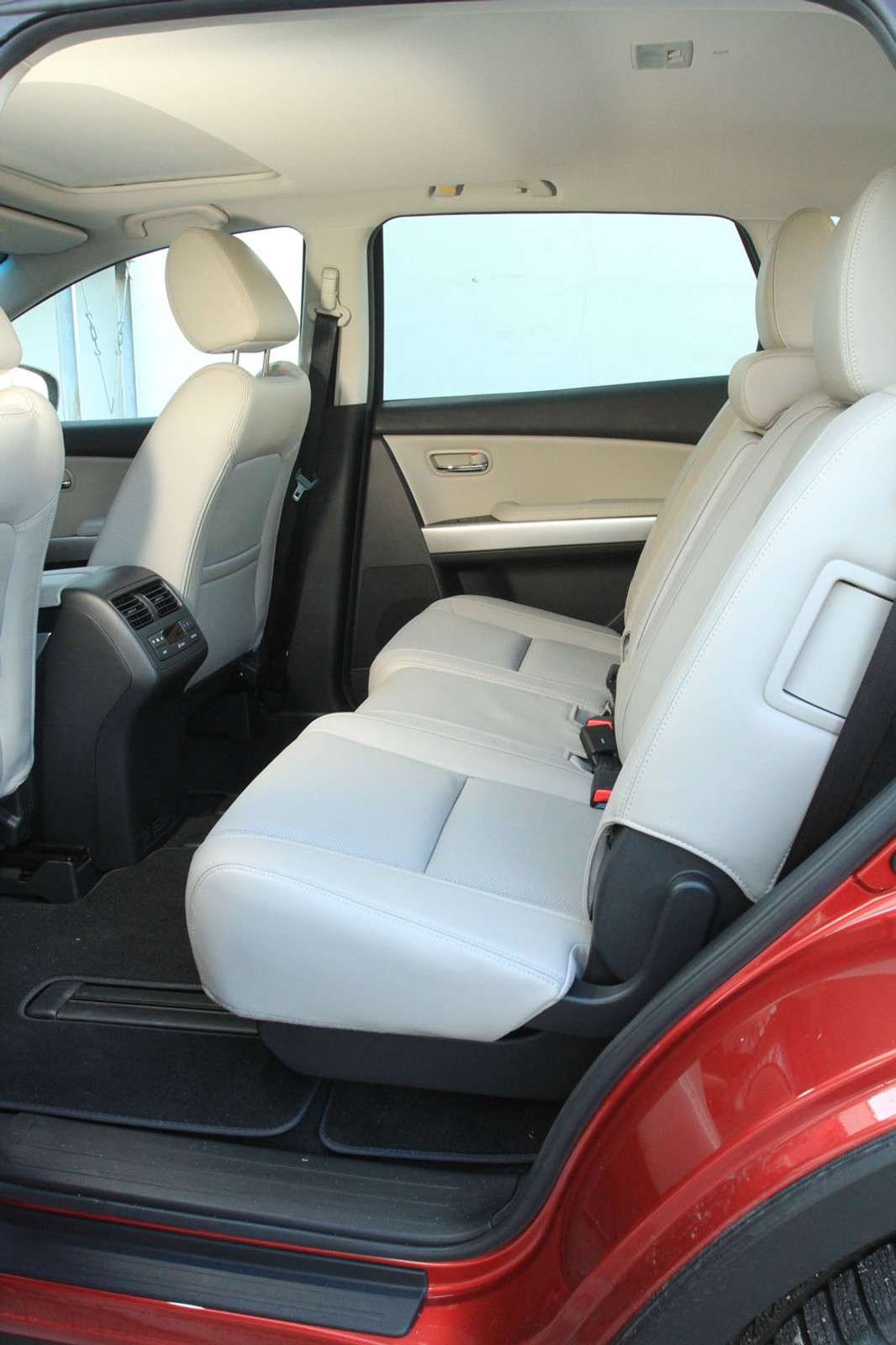 Mazda CX-9 - SUV na rodzinne podróże