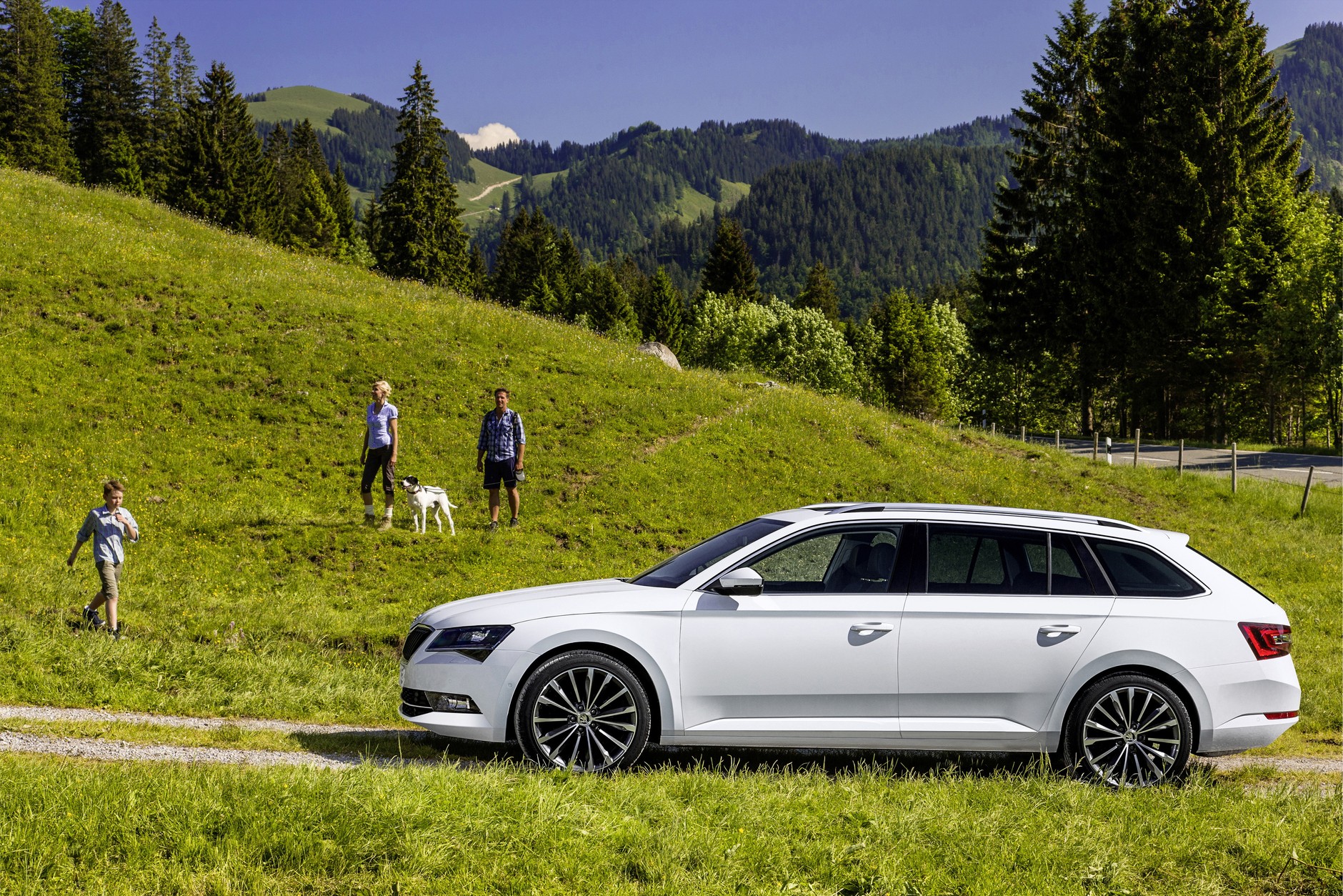 Skoda Superb Combi - kombi w rozmiarze XXL