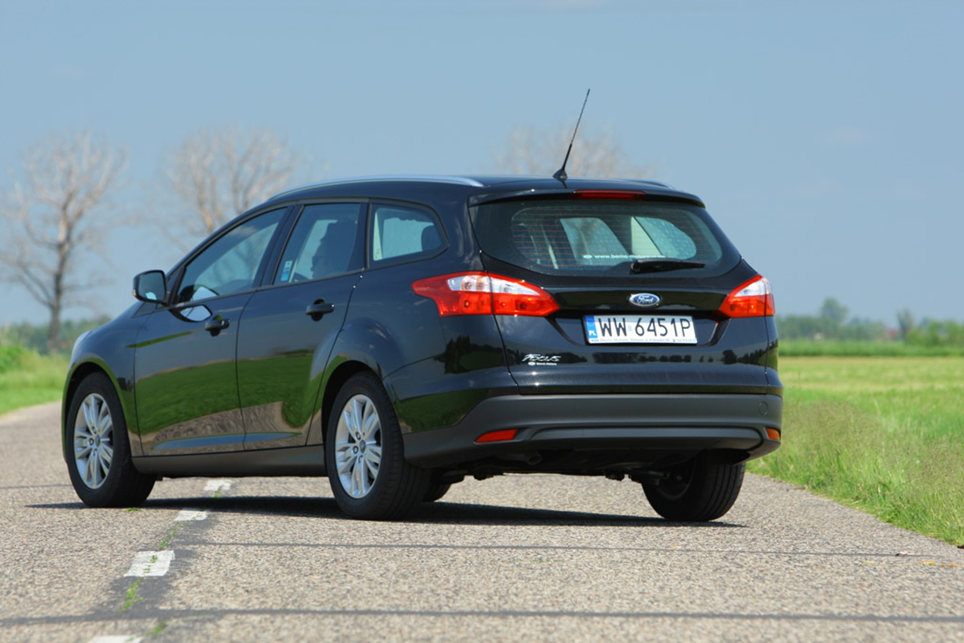 Takie same, a jednak inne: Peugeot 308 SW kontra Hyundai i30 CW i Ford Focus Kombi