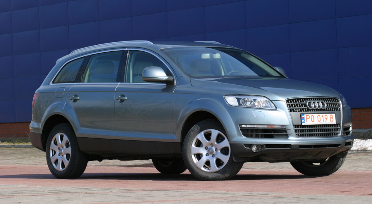 Paweł Kukiz jeździ Audi Q7 z 2009 r. Co to za auto?