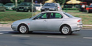 Alfa Romeo 156 1.6 TS - Z sercem pod maską