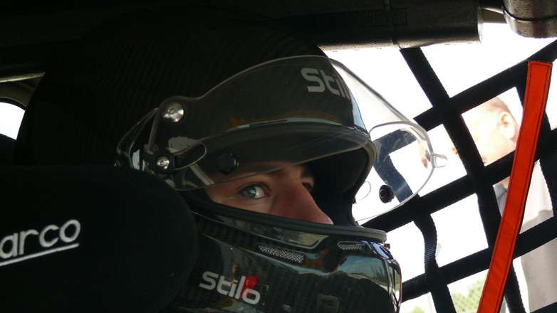 15-latek w Kia Lotos Race