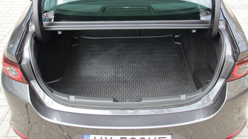 Mazda 3 2021 4. generacja