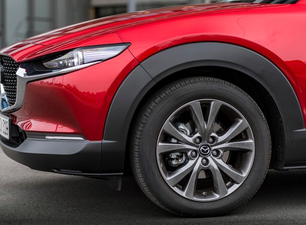 CX-60 i CX-80, czyli nowe SUV-y Mazdy na rynek europejski