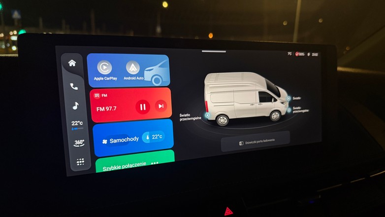 Tak może wyglądać przełącznik świateł w samochodzie. Może i nowocześnie, ale czy wygodnie?