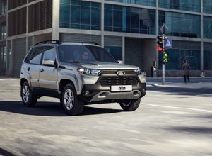 Łada Niva upodabnia się do Toyoty RAV4 - nowość z Rosji
