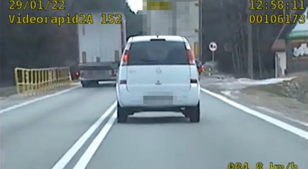 Wyprzedzanie za 2 tys. zł w kamerze grupy Speed [Wideo]
