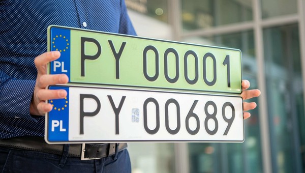 Nowe "PYrowe" tablice rejestracyjne w Poznaniu