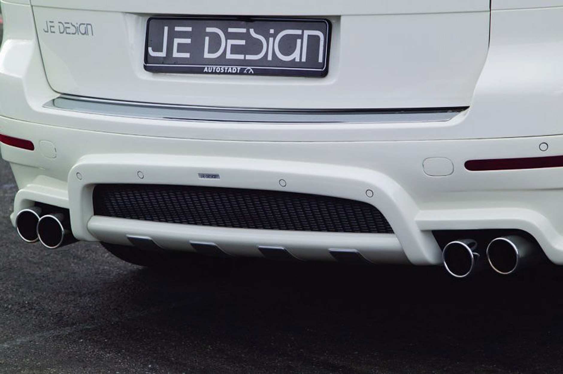 JE Design Touareg: tuning dwóch turbodiesli