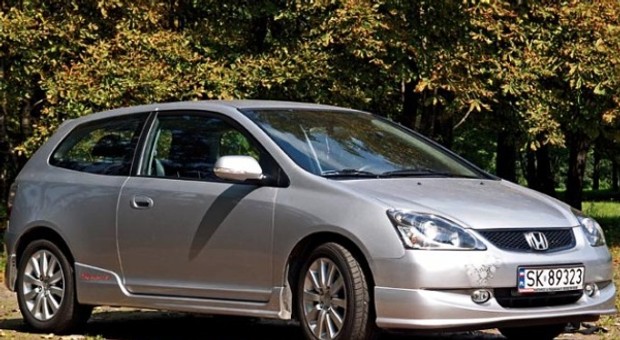 Honda Civic VII - dobra na asfalt
