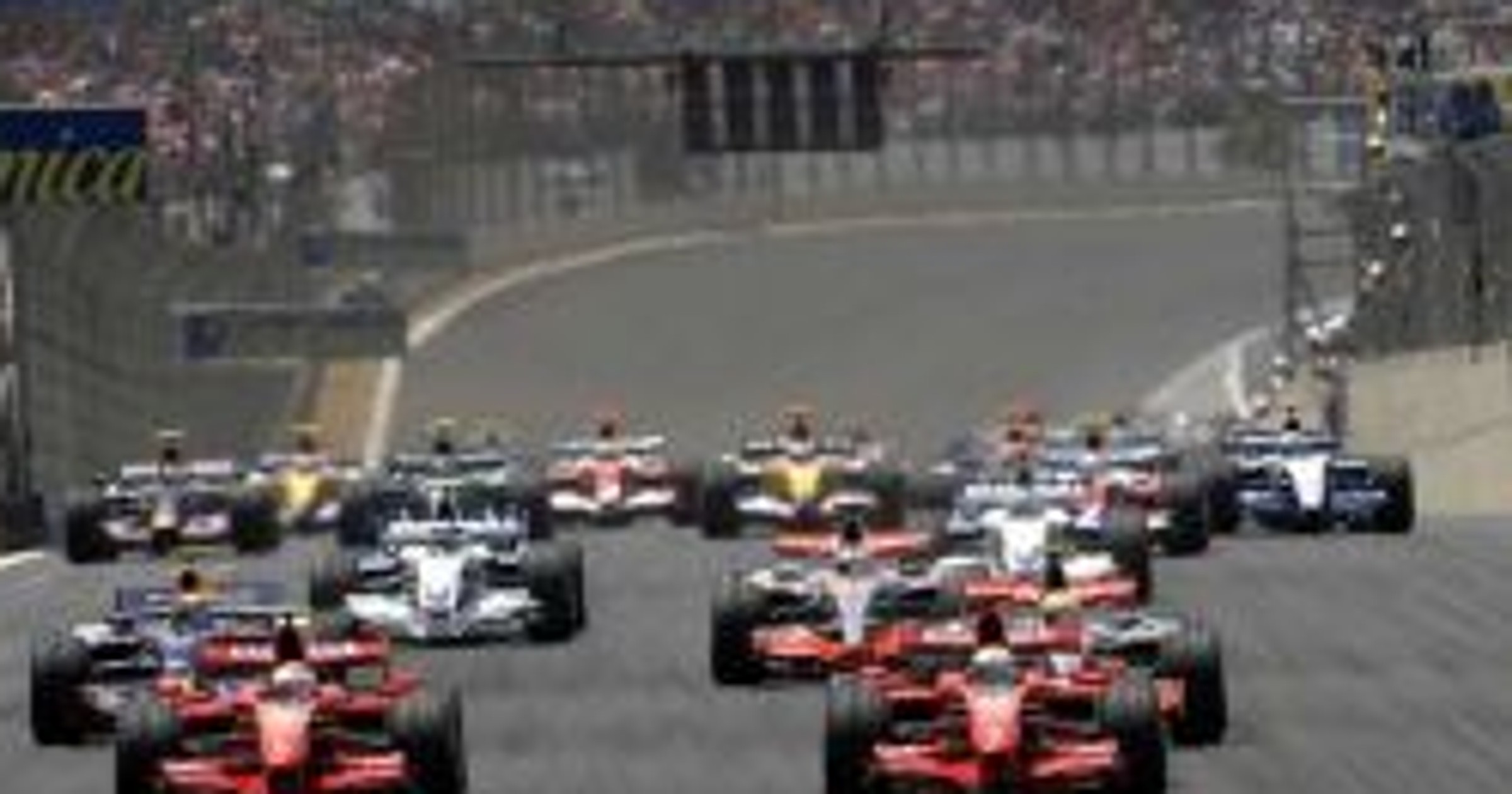 Grand Prix Brazylii 2008: dramatyczna końcówka - Massa wygrał, Hamilton mistrzem (relacja + wyniki)
