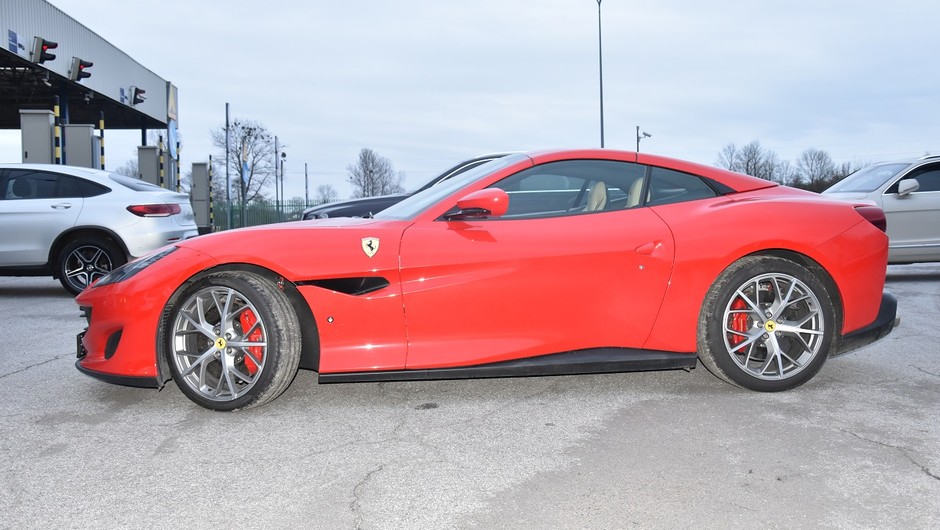 Straż Graniczna odzyskała Ferrari Portofino warte 1,2 mln zł