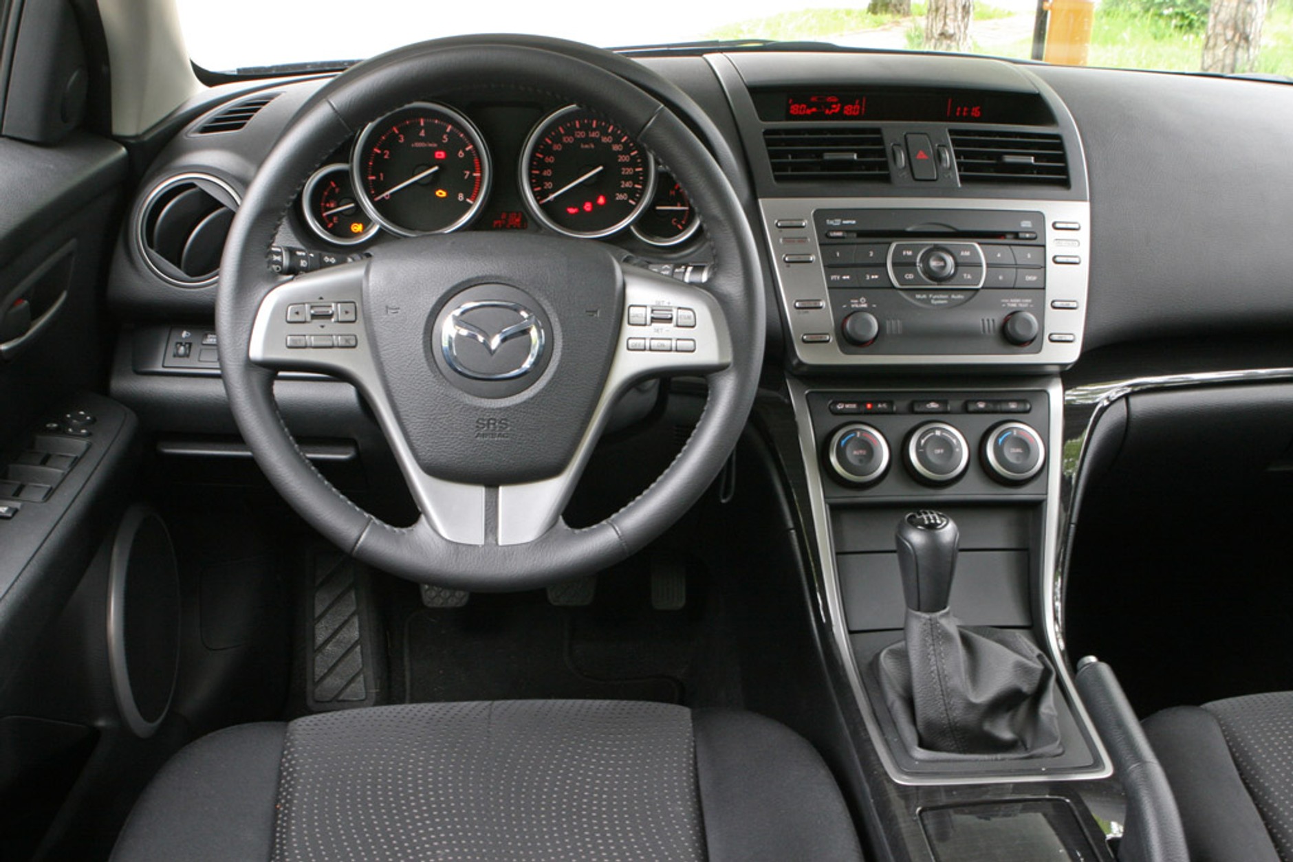 Ford Mondeo kontra Mazda 6 i Honda Accord: używane limuzyny dla rodziny