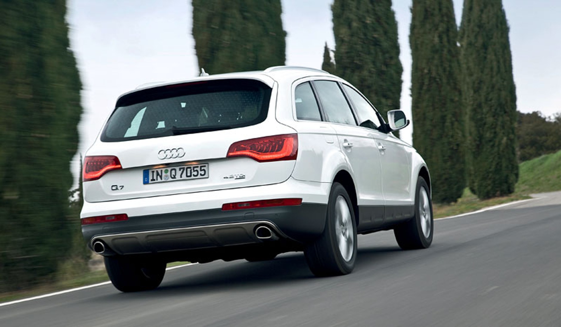 Audi Q7: facelifting i mniejsze zużycia paliwa (fotogaleria)