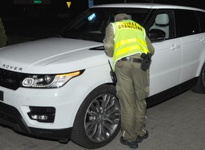 Straż graniczna zatrzymała skradzionego Range Rovera. Auto miało trafić na Ukrainę