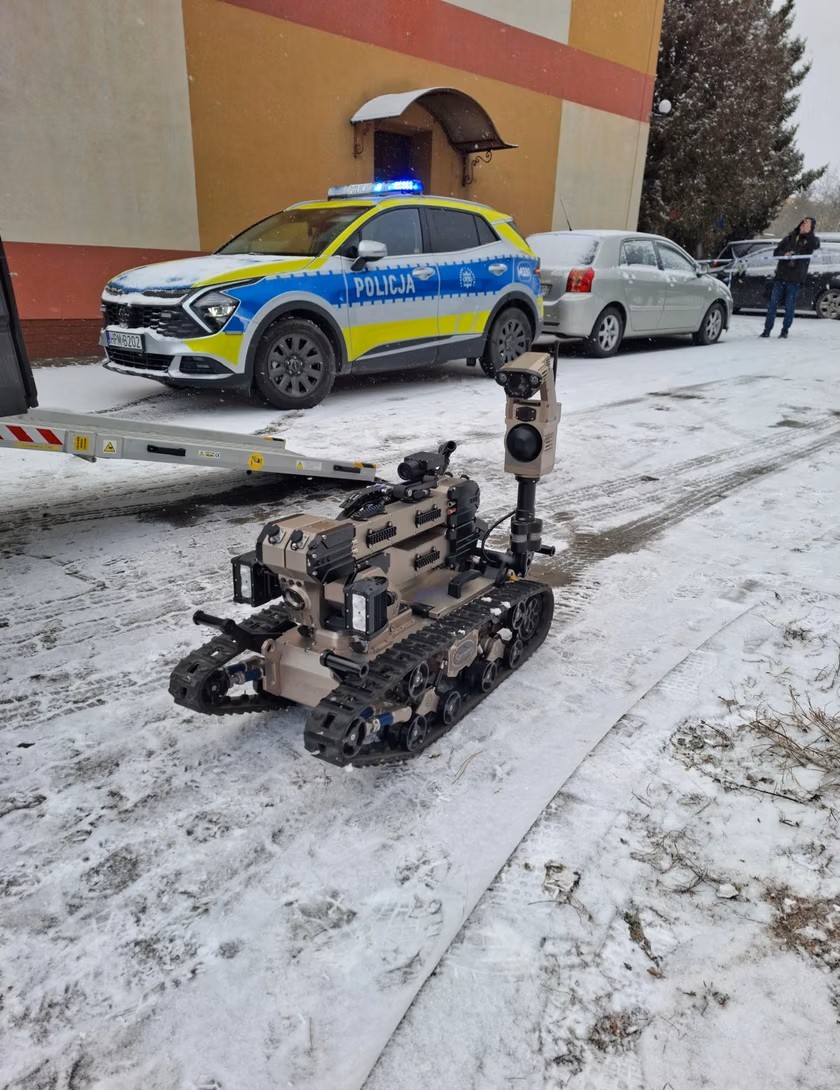 Tajemniczy przedmiot został odczepiony przez robota