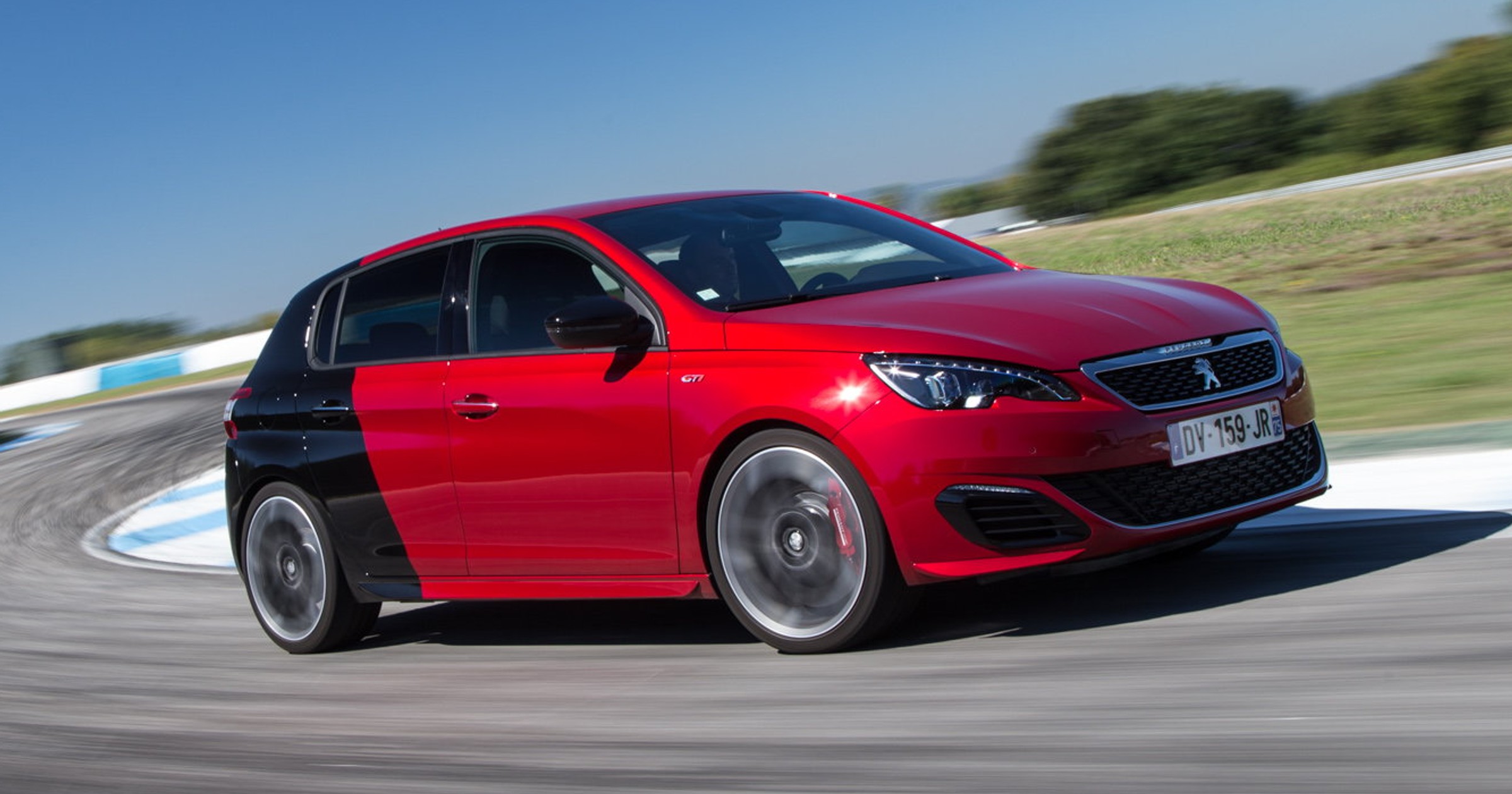 Peugeot 308 GTi – francuska definicja hot-hatcha