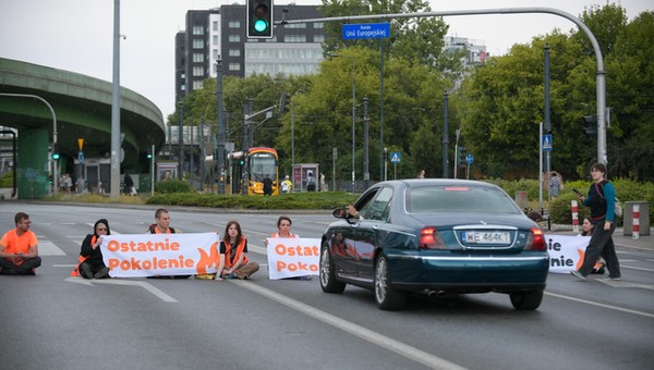 Ekoaktywiści, którzy usiądą na jezdni, będą siedzieć przez dwa lata – w więzieniu