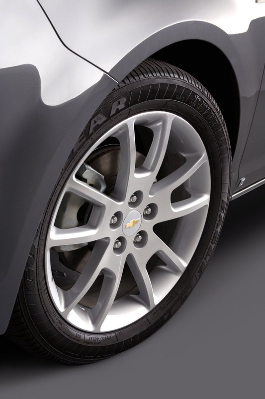 Chevrolet Malibu północnoamerykańskim samochodem roku 2008