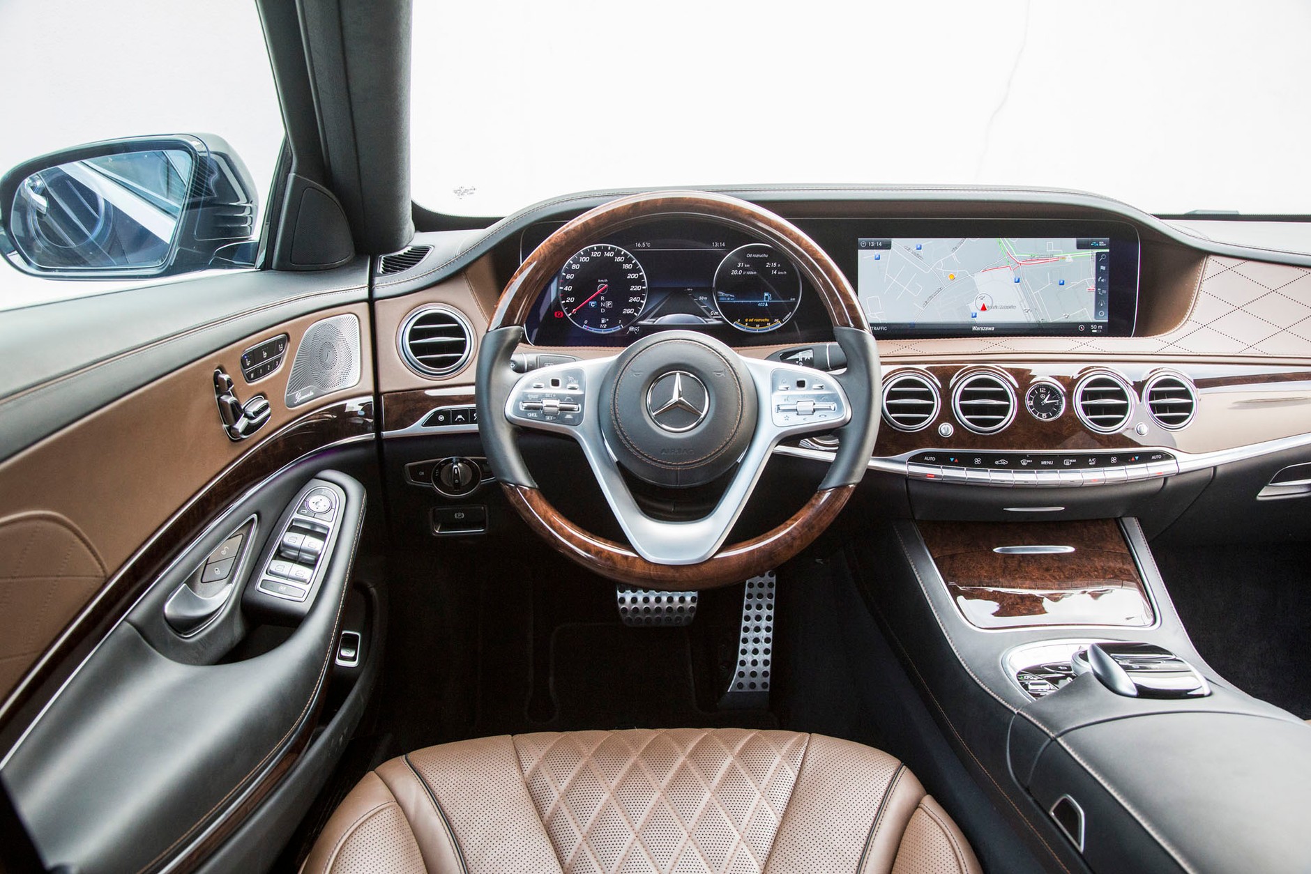 Mercedes S 560 L 4Matic - luksus przez duże S