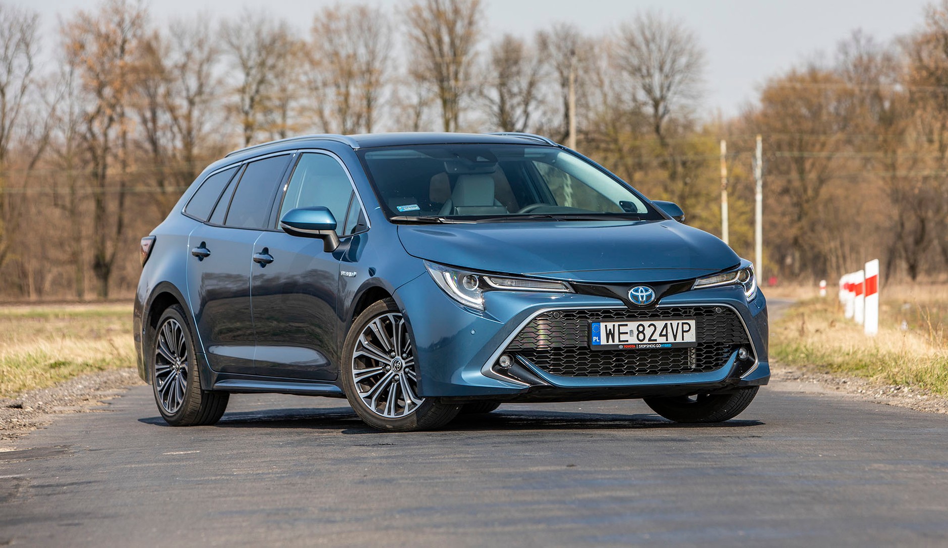Oszczędzaj z fantazją - test Toyoty Corolla Touring Sports 2.0 Hybrid